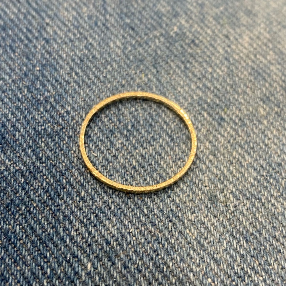 Elegant Gold 585 Ring